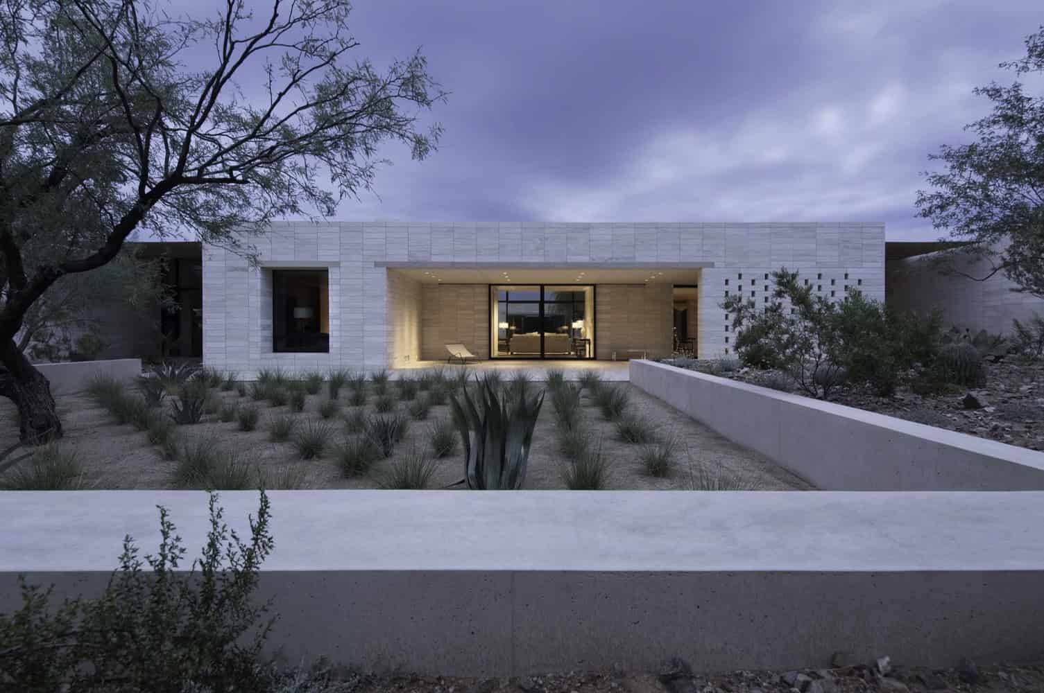 Stone Court Villa by Marwan Al Sayed Inc. in Paradise Valley, Arizona