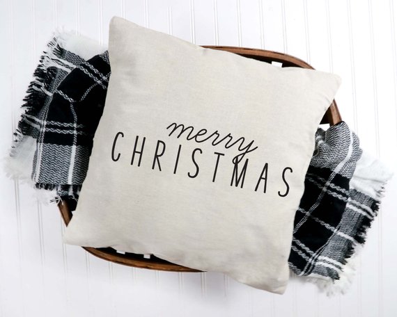15 Joyful Handmade Christmas Pillows And Covers For Your Decor
