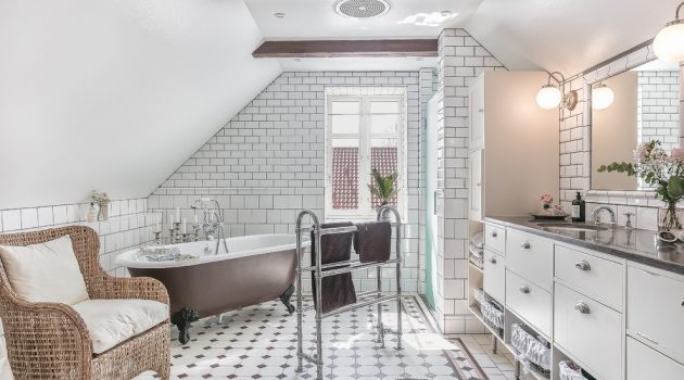 16 Charming Shabby-Chic Bathroom Interiors With A Vintage Touch