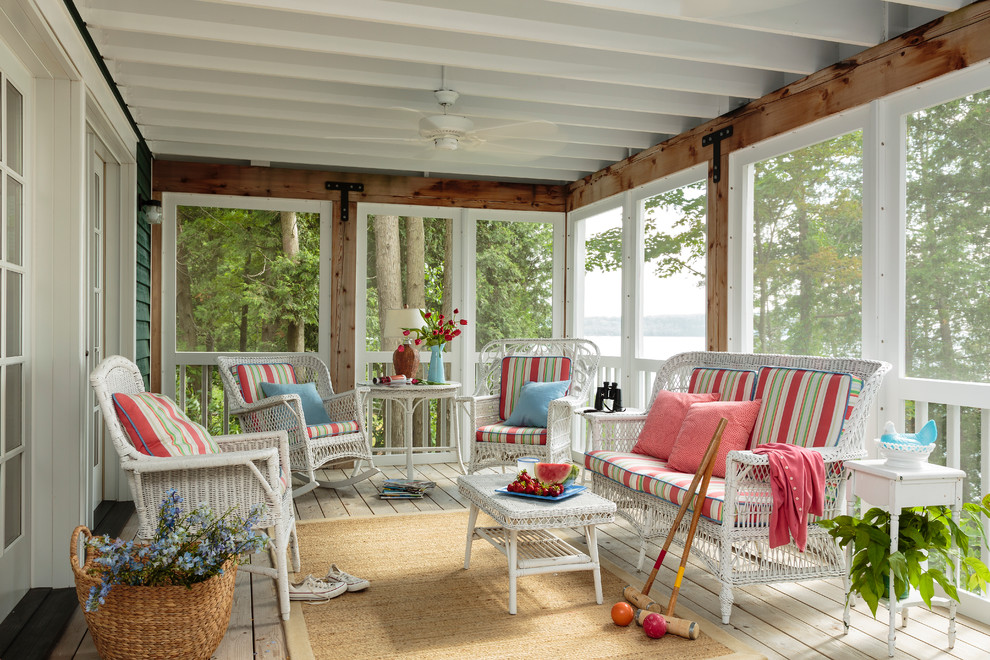 18 Magnificent Shabby-Chic Porch Designs That Are Too Cute To Pass Up