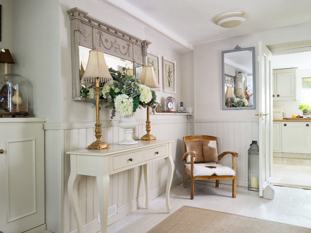 18 Spectacular Shabby-Chic Hallway Designs You've Got To See