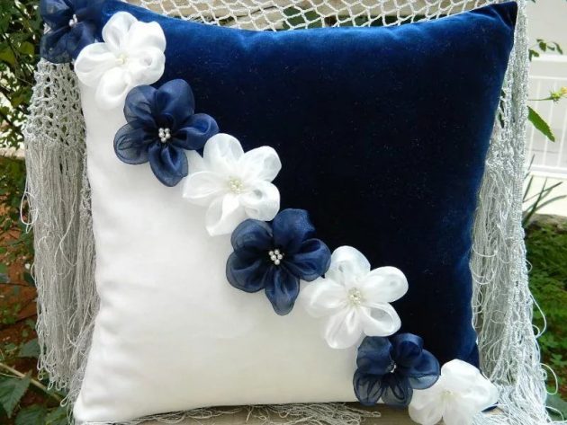 16 Cute Decorative Pillow Designs That Will Be Trendy In 2019