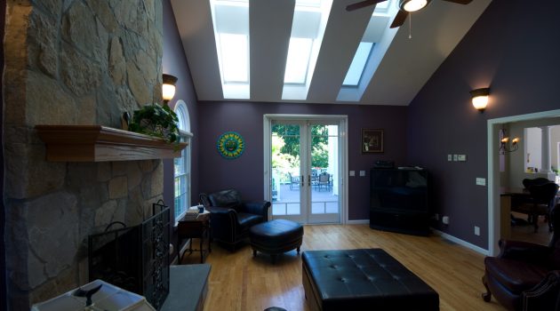 Perfect Ideas For Designing Entrance With Skylight