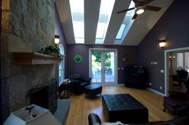 Perfect Ideas For Designing Entrance With Skylight