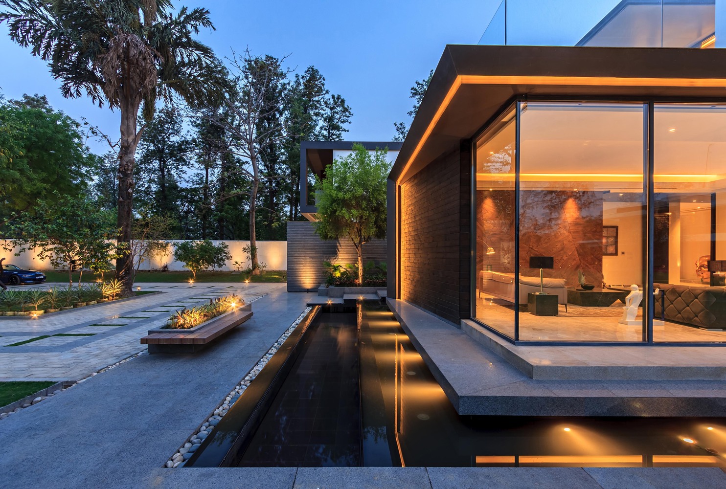 Caryota House by Dada & Partners: A Minimalist Retreat Rooted Around a Palm Courtyard Caryota House by Dada & Partners: A Minimalist Retreat Rooted Around a Palm Courtyard