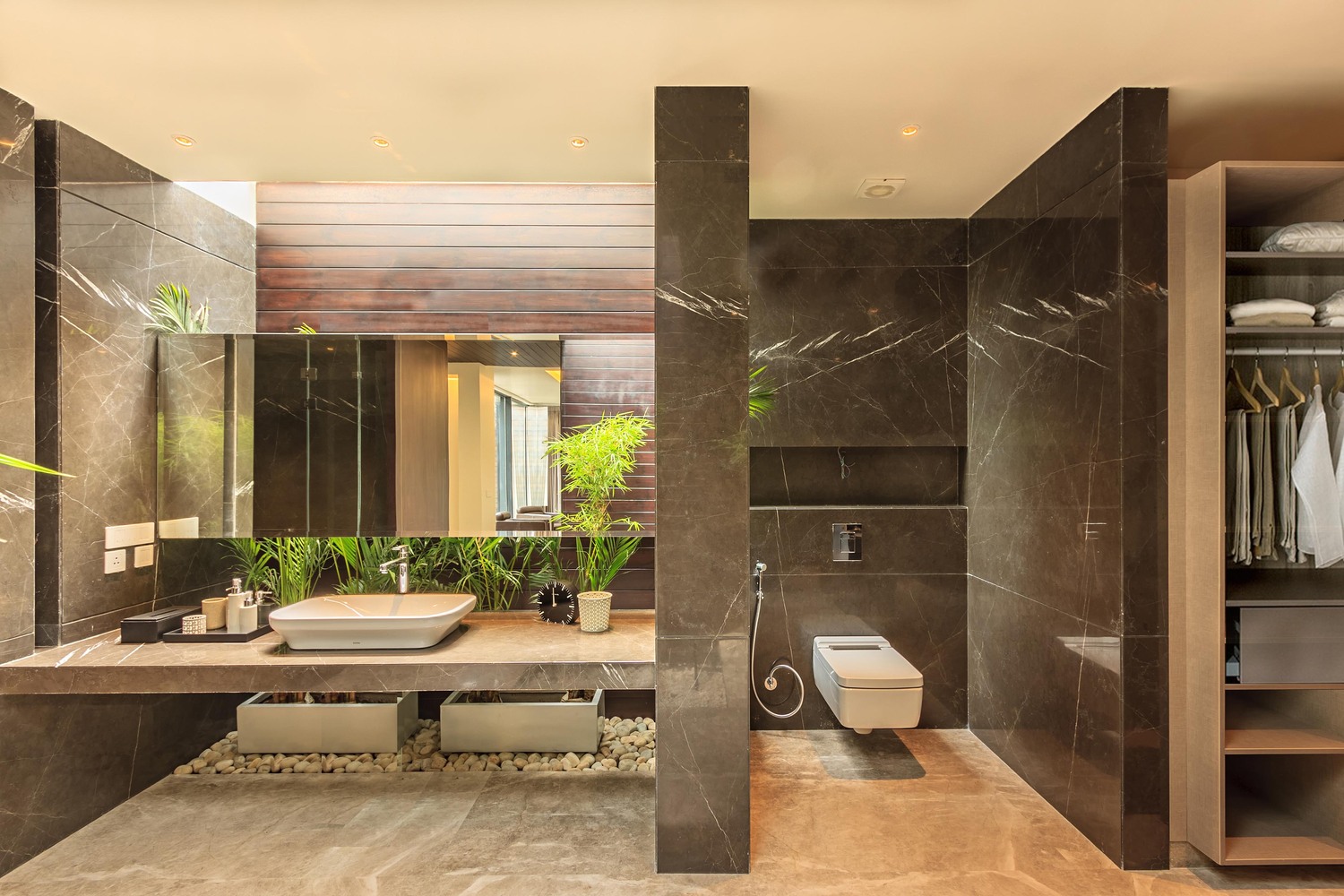 Caryota House by Dada & Partners: A Minimalist Retreat Rooted Around a Palm Courtyard Caryota House by Dada & Partners: A Minimalist Retreat Rooted Around a Palm Courtyard