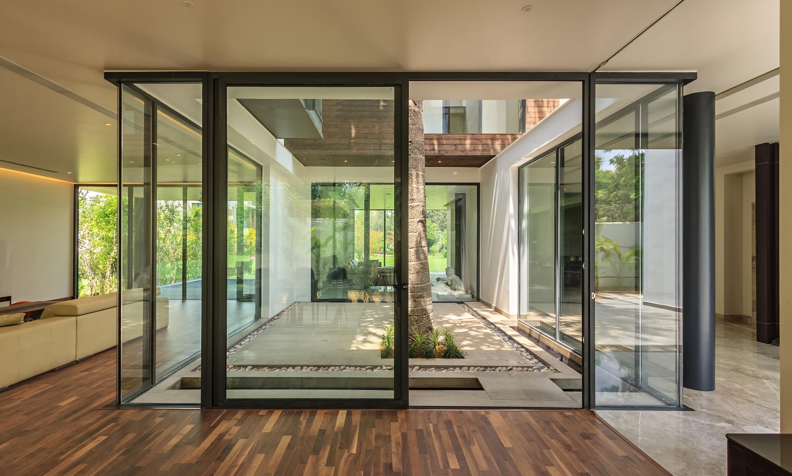 Caryota House by Dada & Partners: A Minimalist Retreat Rooted Around a Palm Courtyard Caryota House by Dada & Partners: A Minimalist Retreat Rooted Around a Palm Courtyard