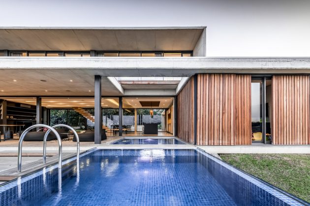 Forest House by Bloc Architects in Durban, South Africa