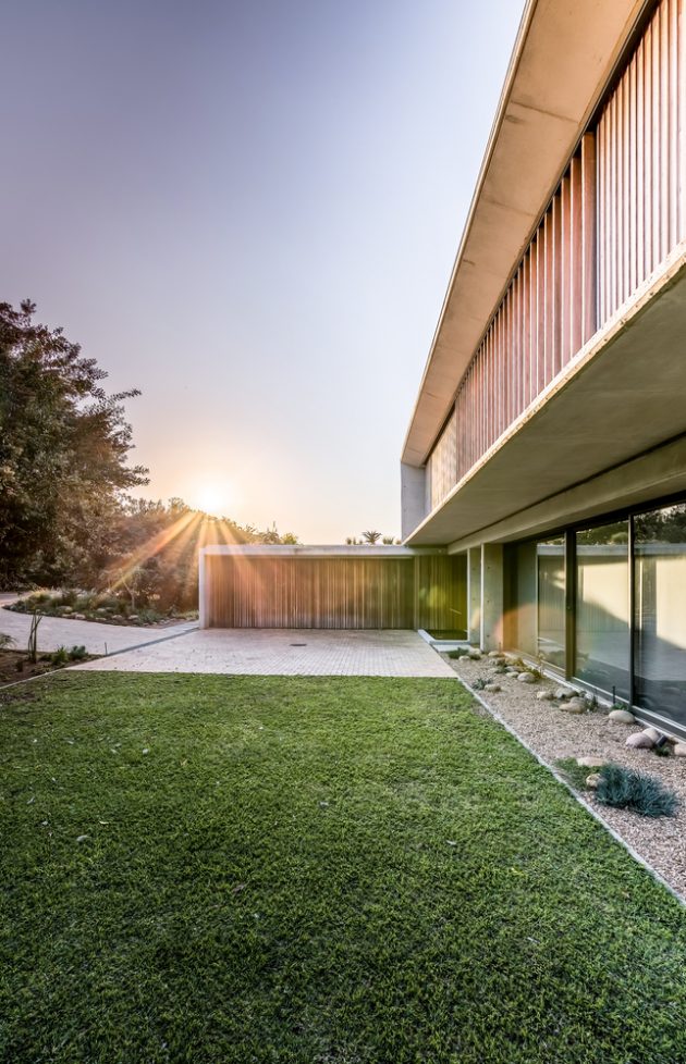 Forest House by Bloc Architects in Durban, South Africa