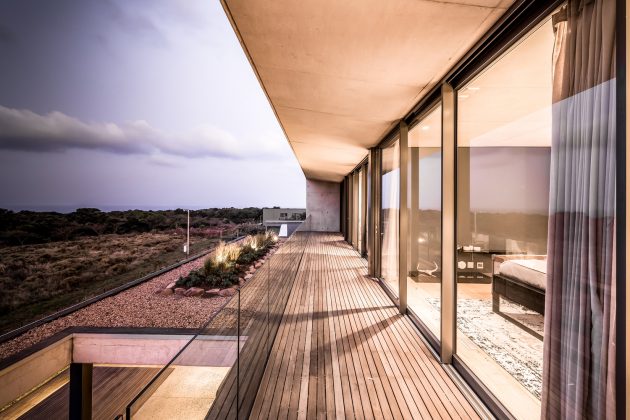 Forest House by Bloc Architects in Durban, South Africa