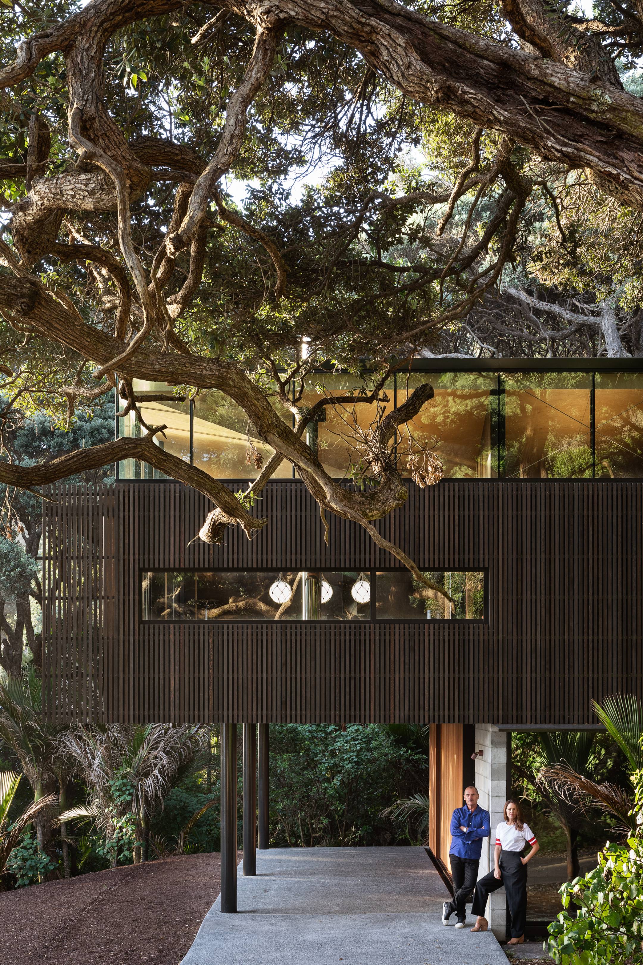 Kawakawa House by Herbst Architects in Piha, New Zealand Kawakawa House by Herbst Architects in Piha, New Zealand
