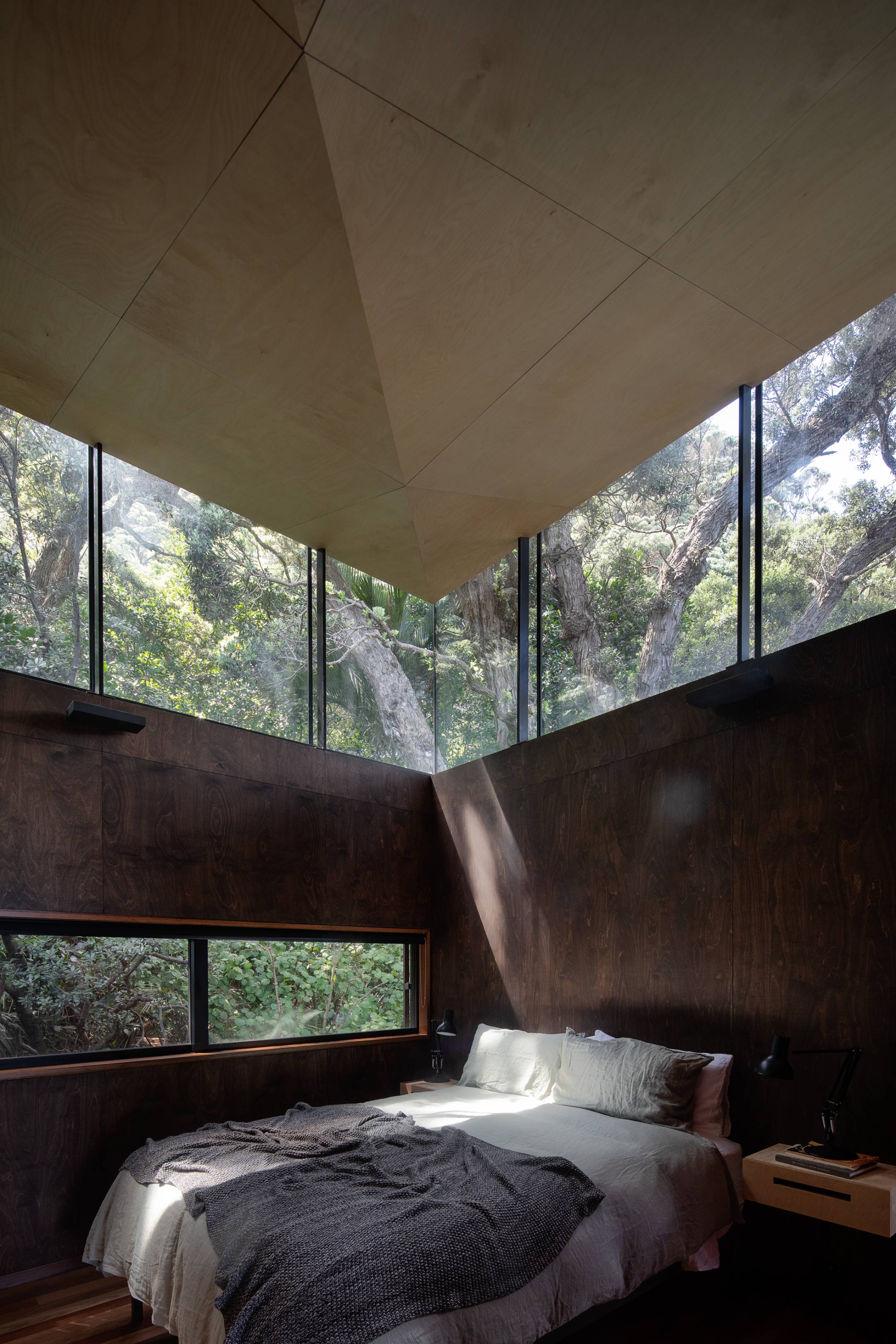 Kawakawa House by Herbst Architects in Piha, New Zealand