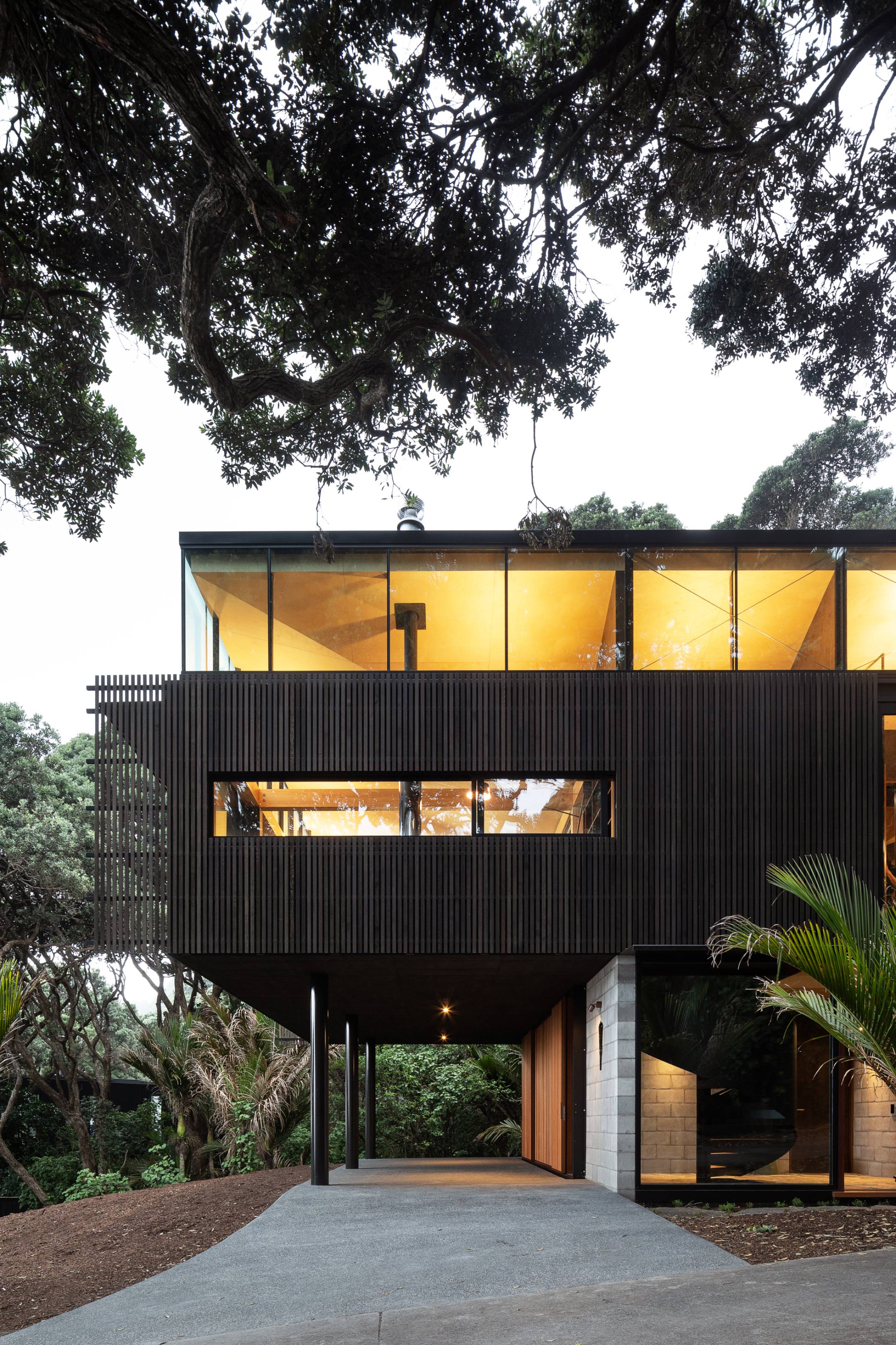 Kawakawa House by Herbst Architects in Piha, New Zealand