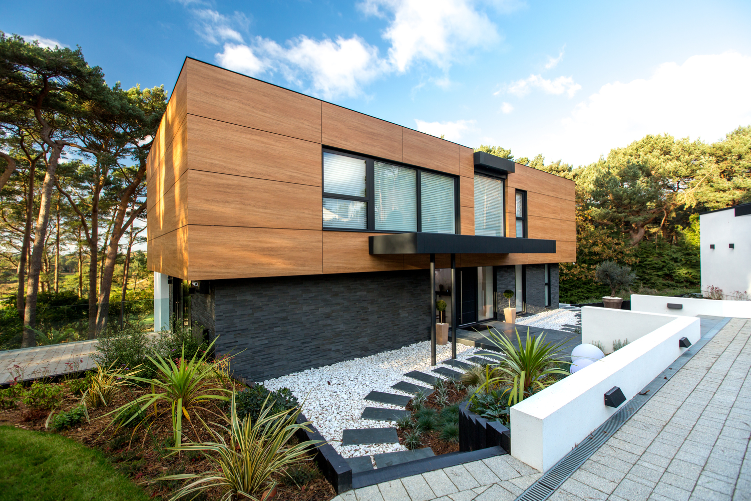 La Serena by David James Architects & Partners in Canford Cliffs, Dorset