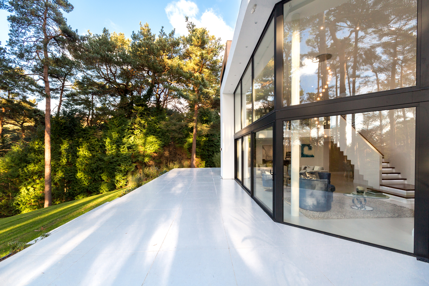 La Serena by David James Architects & Partners in Canford Cliffs, Dorset La Serena by David James Architects & Partners in Canford Cliffs, Dorset