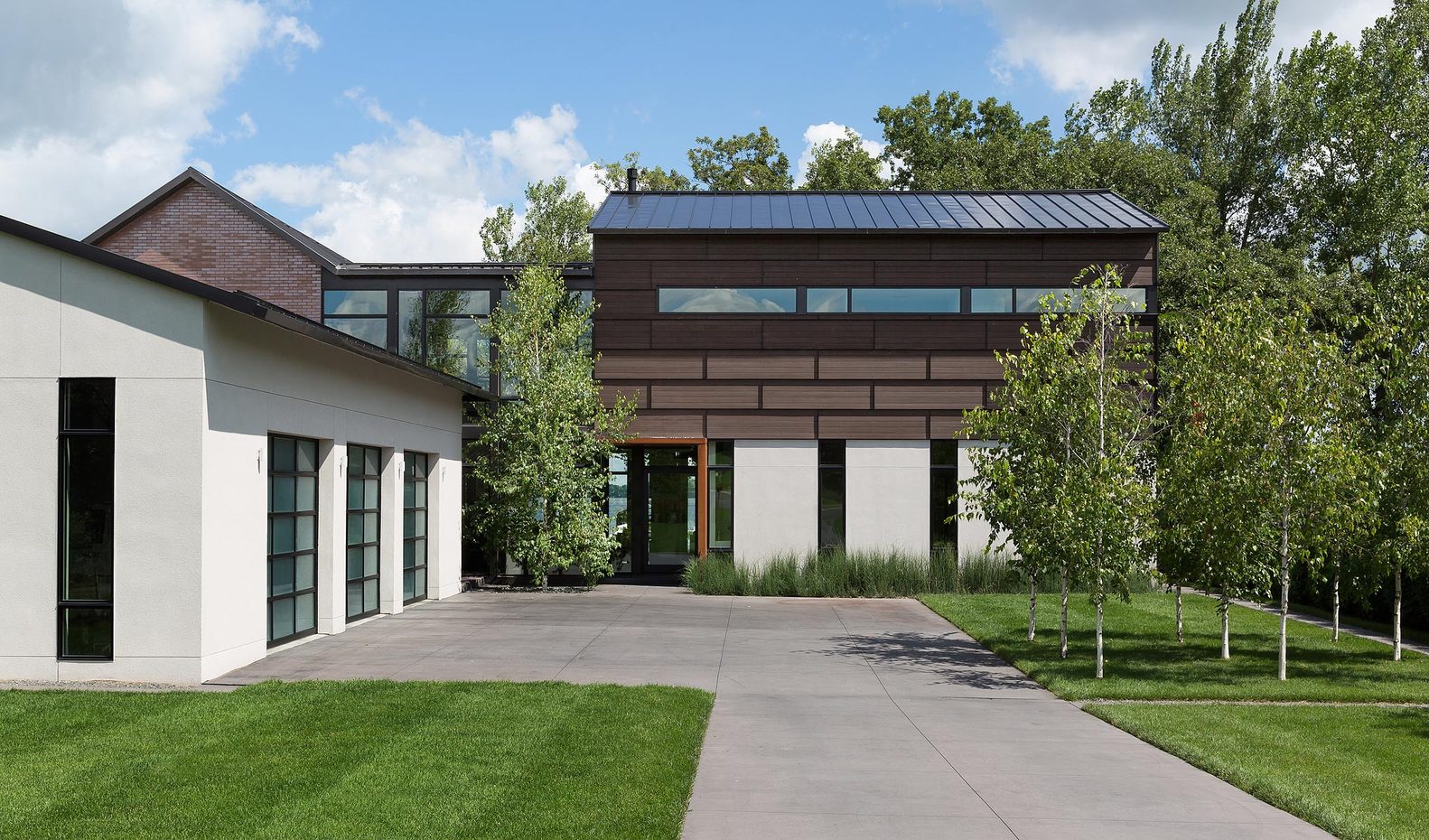 Lake Waconia House by ALTUS Architecture + Design in Minnesota, USA