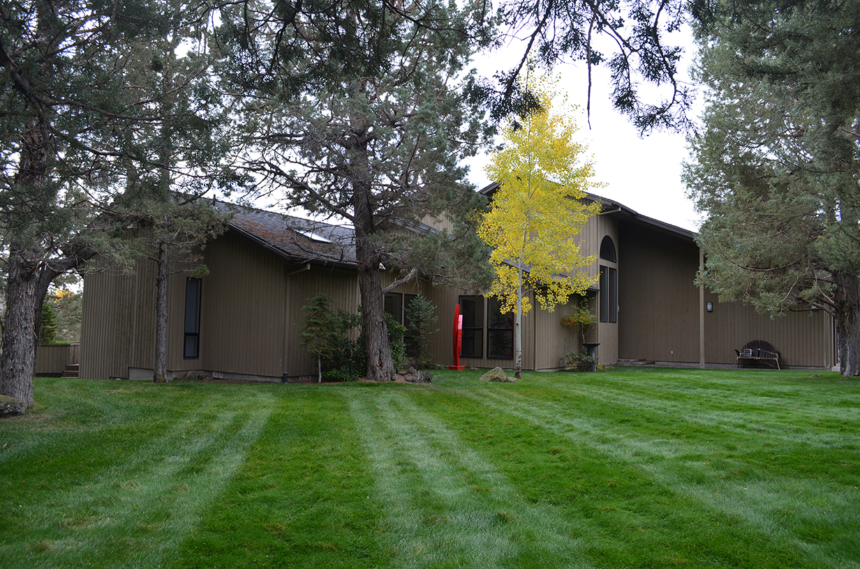 Rangers Ridge Residence by Giulietti Schouten Architects in Redmond, Oregon Rangers Ridge Residence by Giulietti Schouten Architects in Redmond, Oregon