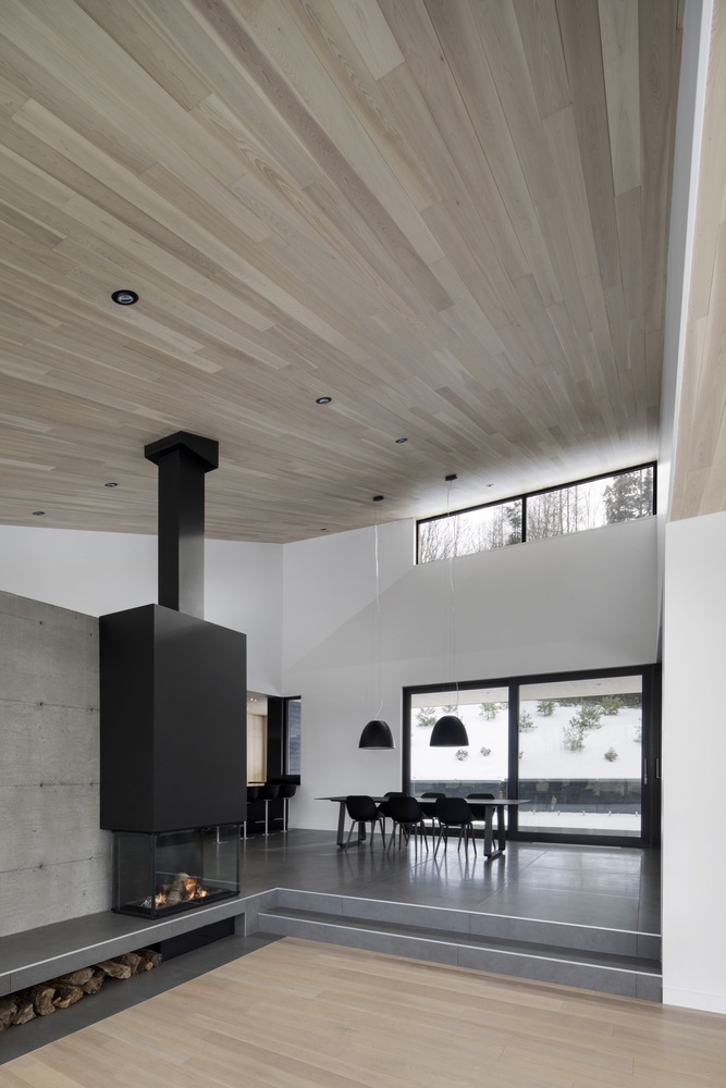 Villa Vingt by Bourgeois / Lechasseur Architects in Lac-Beauport, Canada