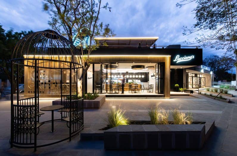 15 Extravagant Dream Houses That Are Worth Seeing 15 Extravagant Dream Houses That Are Worth Seeing