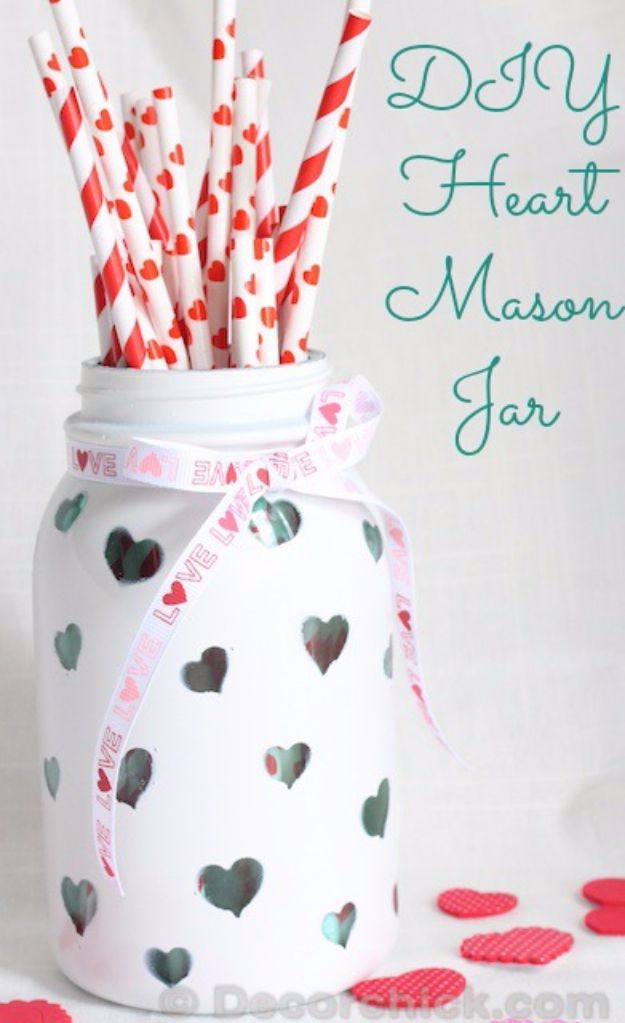 15 Cute And Affordable DIY Valentine's Day Gift Ideas For Her