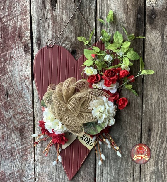 15 Enchanting Handmade Valentine's Day Wreath Designs You'll Love