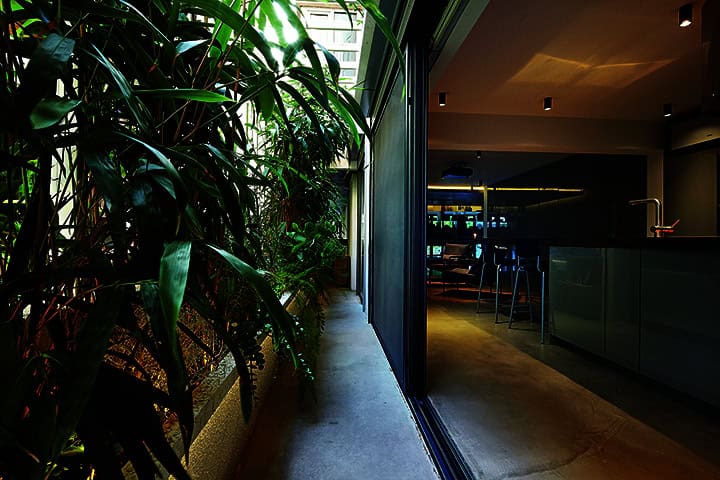 A Photography Studio, A Private House and An Art Gallery: STUDIO LOFT A Photography Studio, A Private House and An Art Gallery: STUDIO LOFT