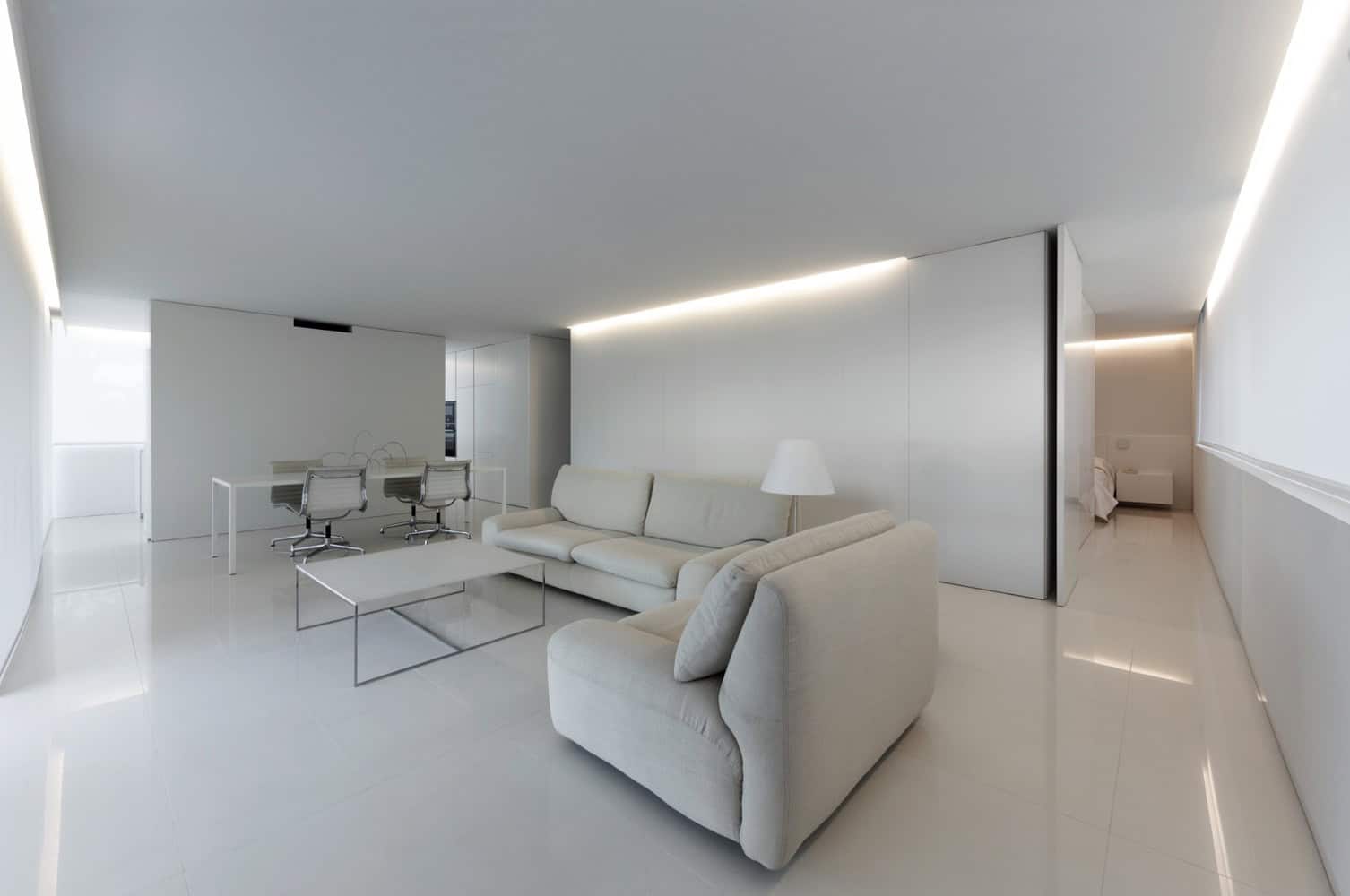 Breeze House by Fran Silvestre Arquitectos in Castellón, Spain