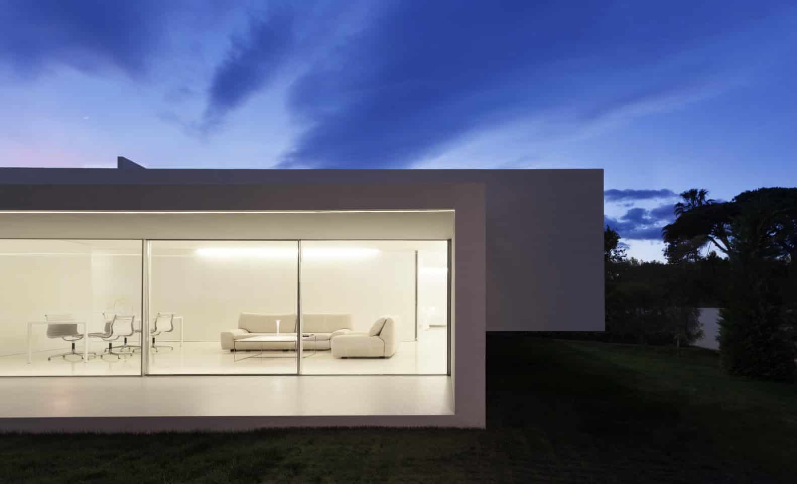 Breeze House by Fran Silvestre Arquitectos in Castellón, Spain