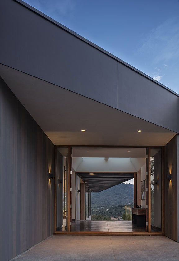 Lichen House by Schwartz and Architecture in Glen Ellen, California