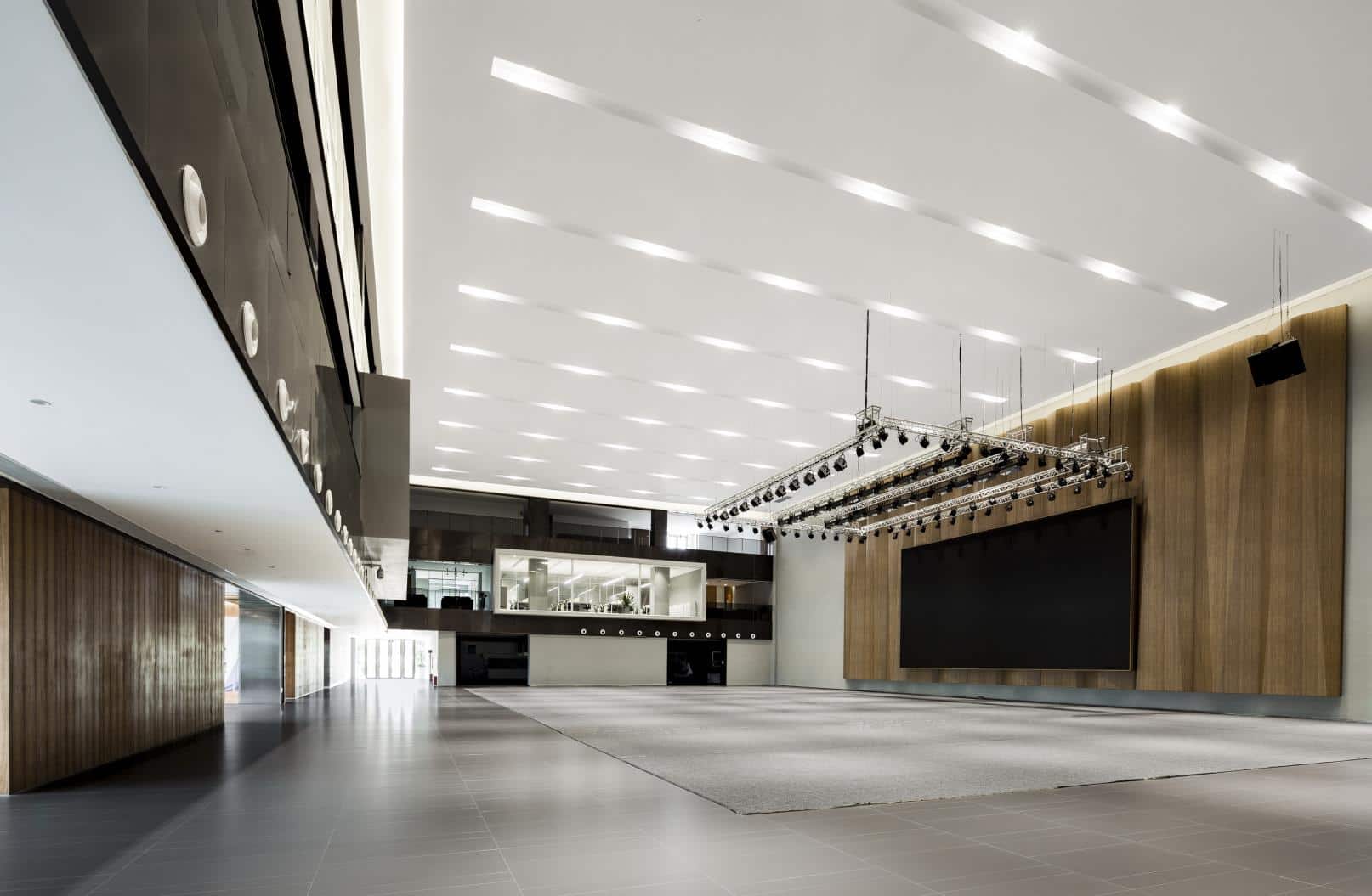 Office Design for Sanneng Integrated Housing Co. Ltd. by UP DESIGN Office Design for Sanneng Integrated Housing Co. Ltd. by UP DESIGN