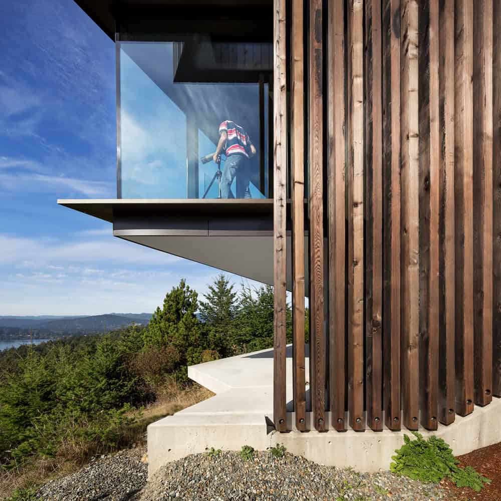 Okada Marshall House by D'Arcy Jones Architects in Sooke on Vancouver Island Okada Marshall House by D'Arcy Jones Architects in Sooke on Vancouver Island