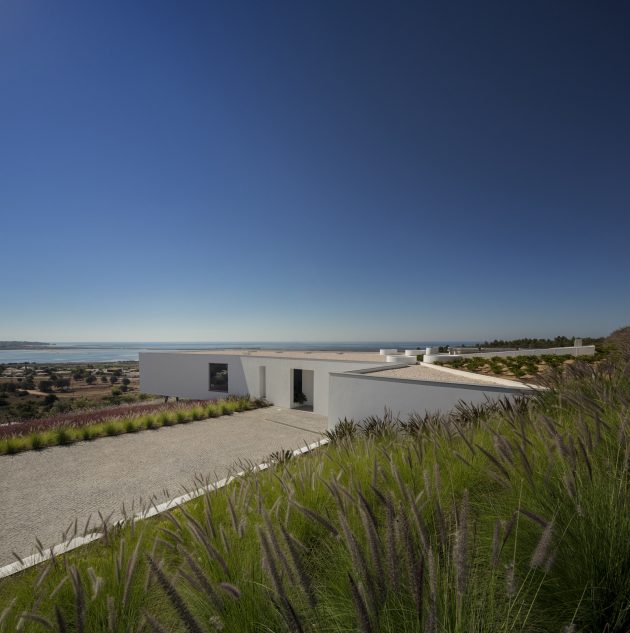 Zauia House by Mario Martins Atelier in Odiaxere, Portugal