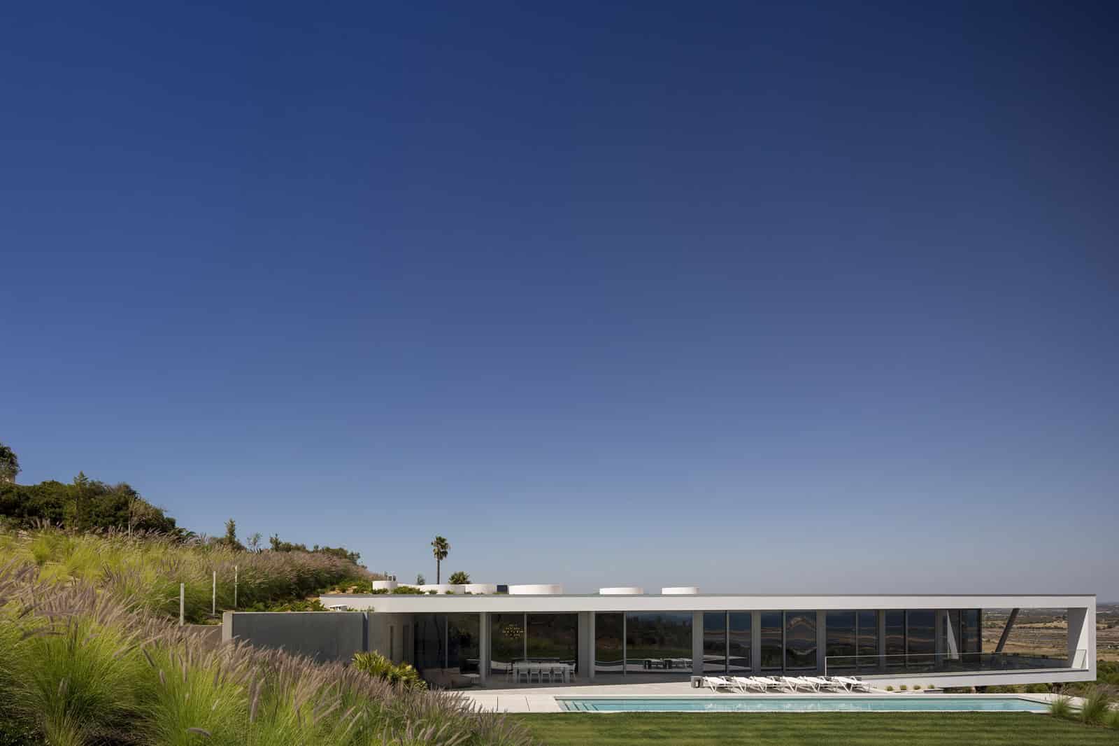 Zauia House by Mario Martins Atelier in Odiaxere, Portugal Zauia House by Mario Martins Atelier in Odiaxere, Portugal