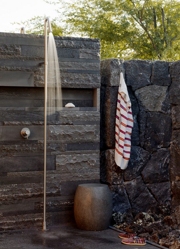 14 Epic Photos That Will Make You Want An Outdoor Shower