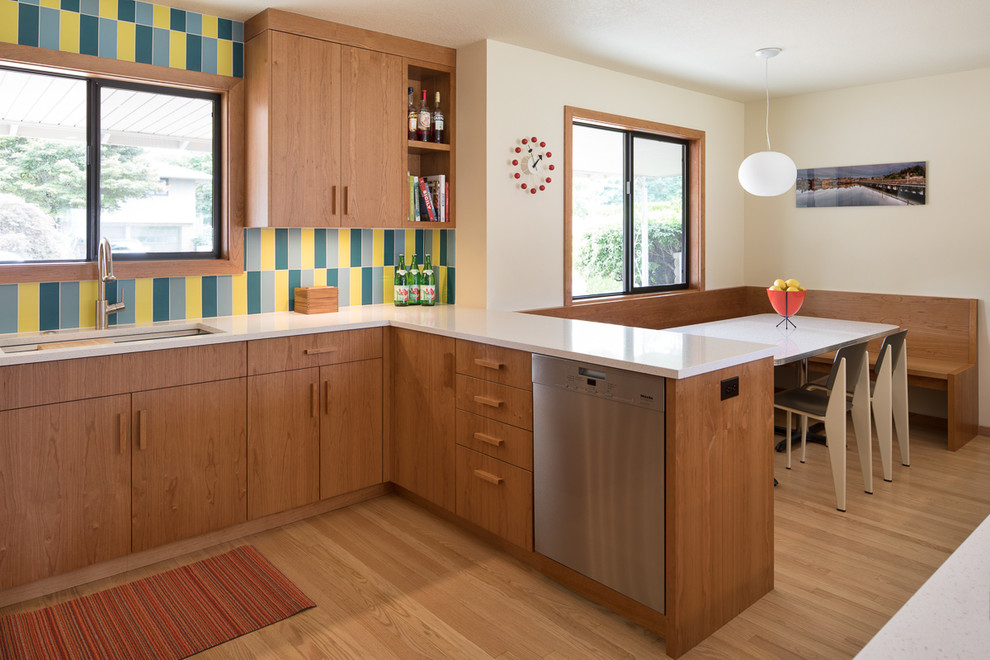 15 Superb Mid-Century Modern Kitchen Interior Designs That Will Dazzle You