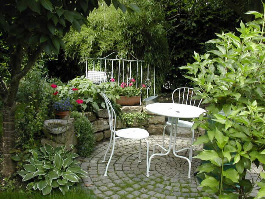 15 Charming Small Gardens That You Should See Before The Spring 15 Charming Small Gardens That You Should See Before The Spring