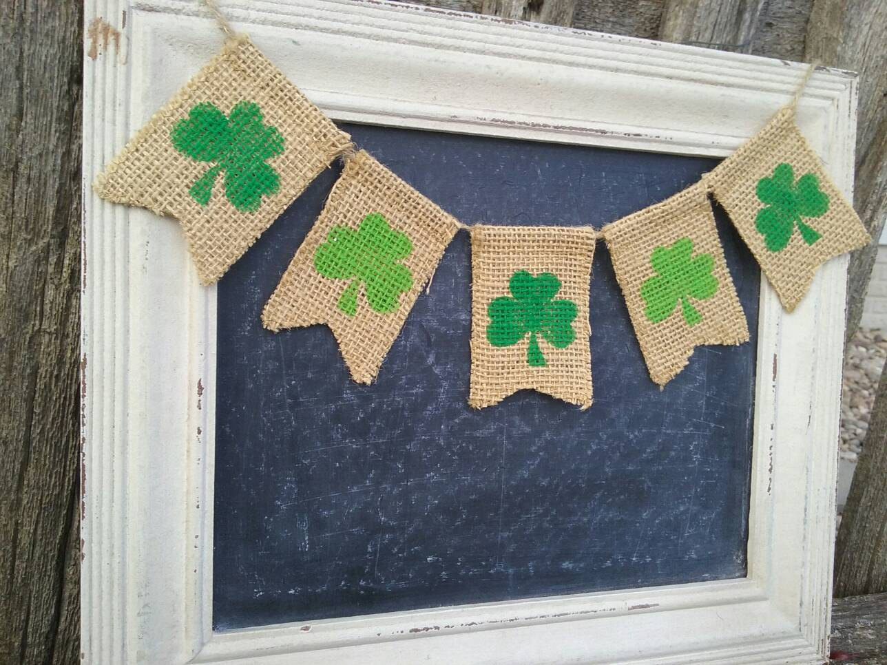 16 Charming Handmade St. Patrick's Day Garland Photo Props You Just Gotta Have