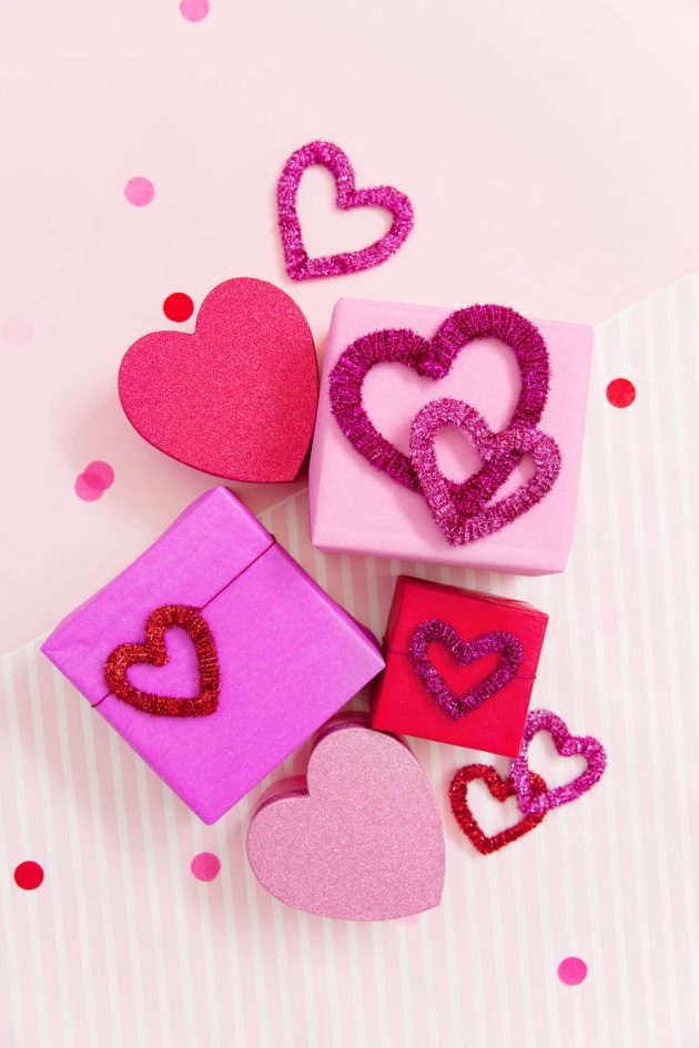 17 Perfectly Cute DIY Valentine's Decor Ideas You Have To Craft