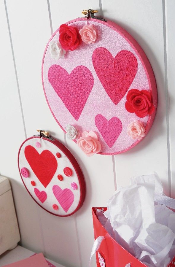 17 Perfectly Cute DIY Valentine's Decor Ideas You Have To Craft