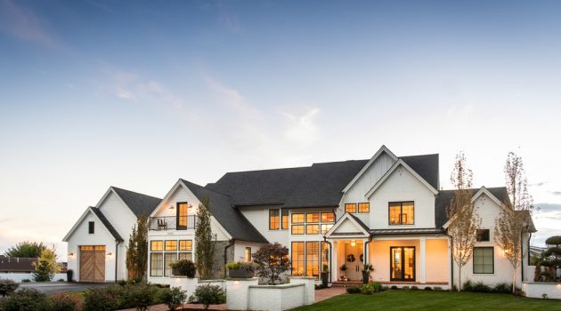 18 Beautiful Farmhouse Exterior Designs You Will Fall In Love With