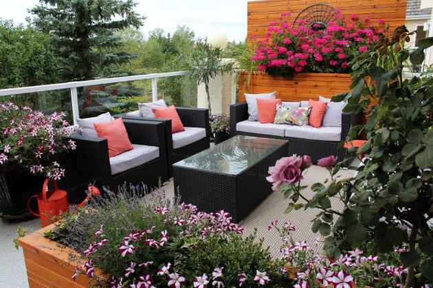 17 Appealing Balcony Designs That Everyone Should See