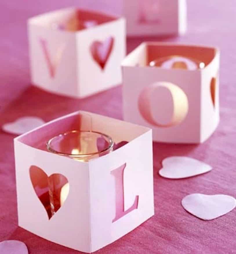 17 Last Minute Decorations That You Should Make This Valentine's Day 17 Last Minute Decorations That You Should Make This Valentine's Day