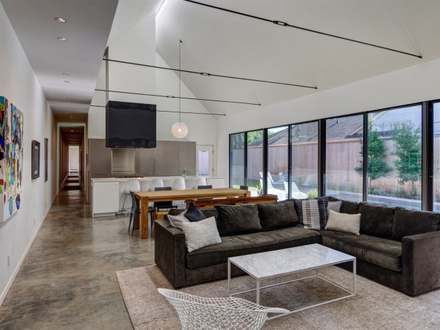 Casa Linder by Buchanan Architecture in Dallas, Texas
