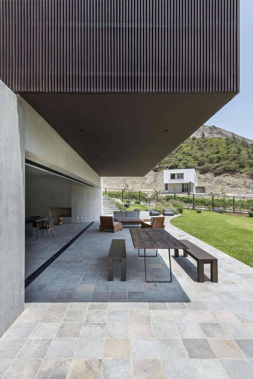 Casa Topo by Martin Dulanto Sangalli in Lima, Peru Casa Topo by Martin Dulanto Sangalli in Lima, Peru