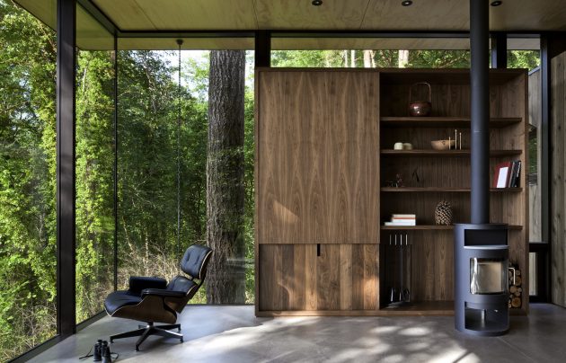 Case Inlet Retreat by MW Works in Lakebay, Washington