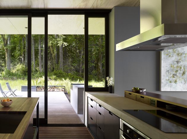 Case Inlet Retreat by MW Works in Lakebay, Washington