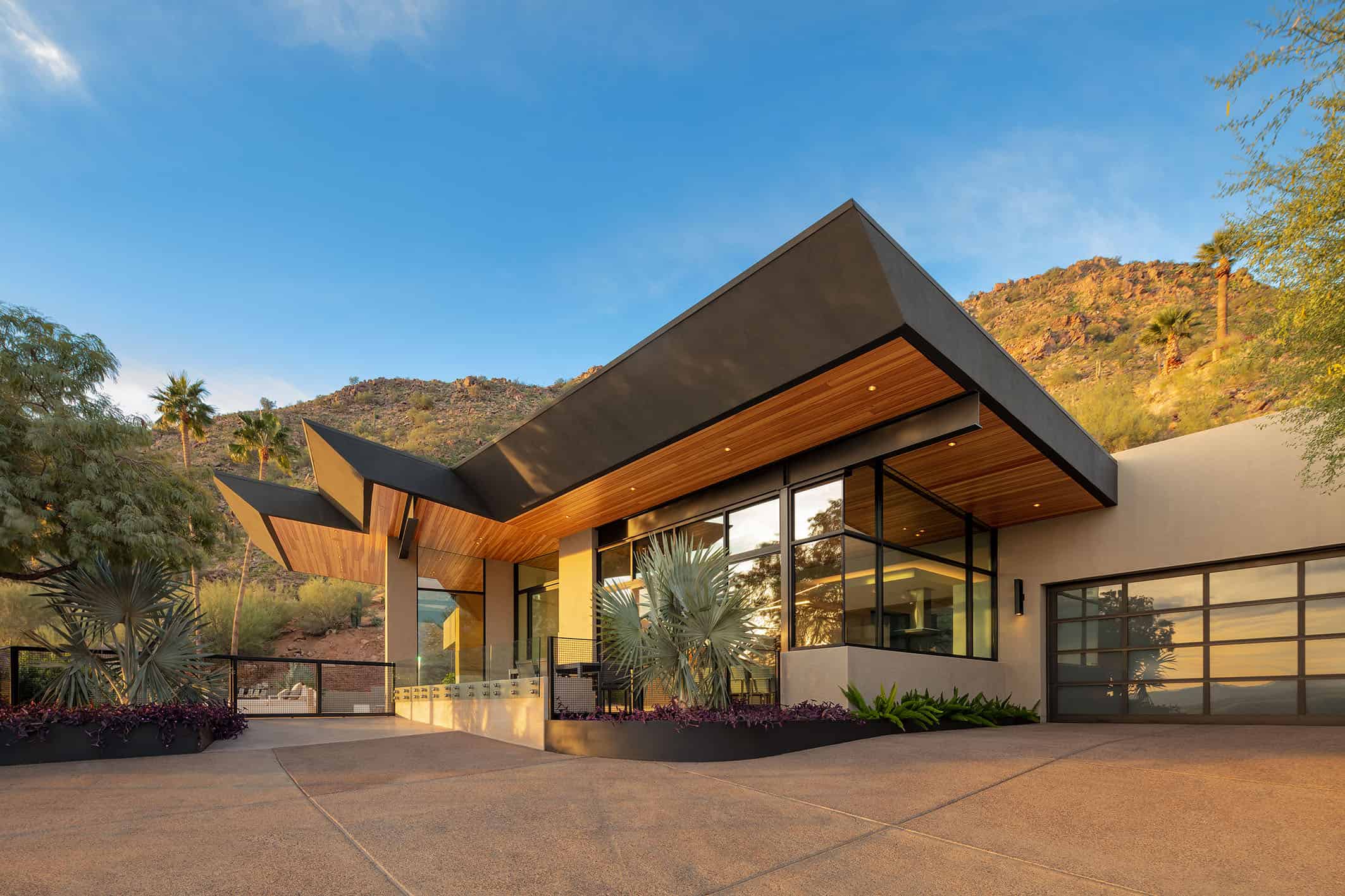 Cholla Vista Residence by Kendle Design Collaborative in Paradise Valley, Arizona Cholla Vista Residence by Kendle Design Collaborative in Paradise Valley, Arizona
