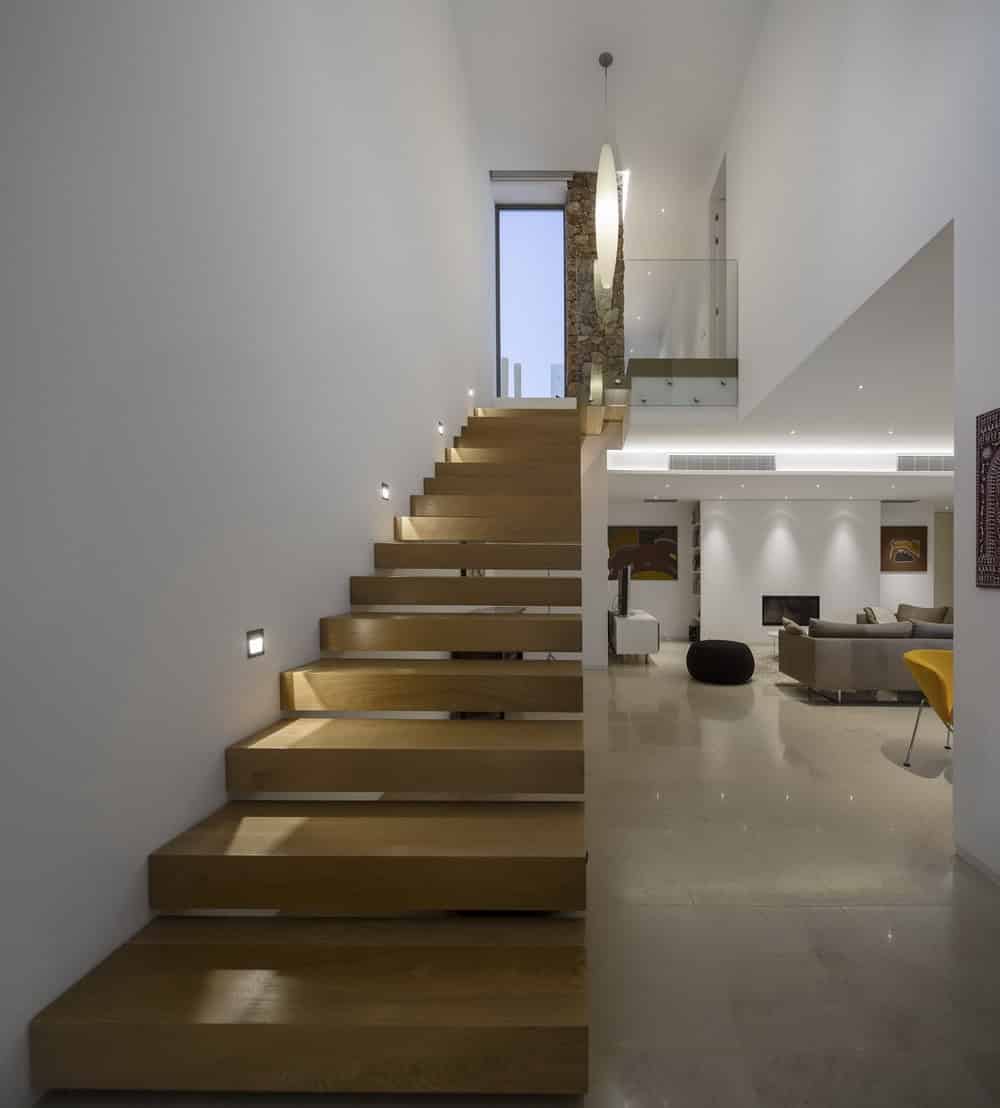 Malaca House by Mario Martins Atelier in Lagos, Portugal