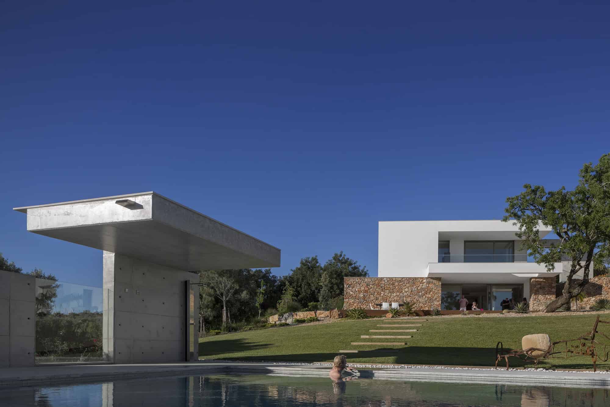 Malaca House by Mario Martins Atelier in Lagos, Portugal
