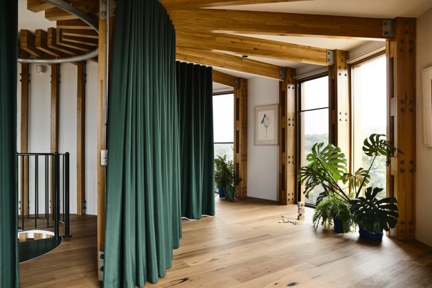St. Andrews Beach House by Austin Maynard Architects in Victoria, Australia